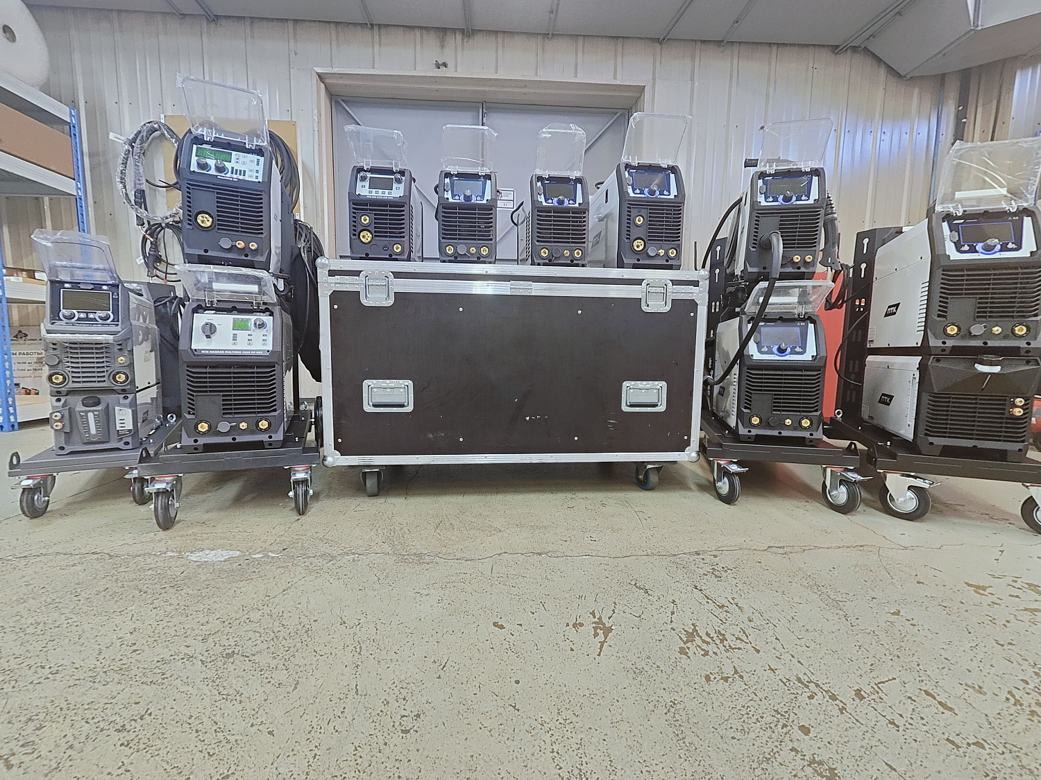 Демонстрационный зал